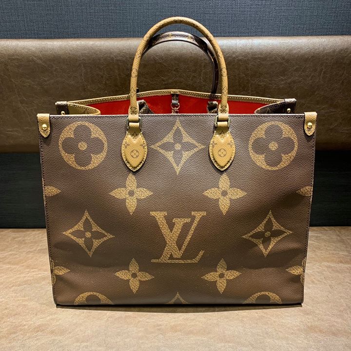 VUITTON モノグラムジャイアント