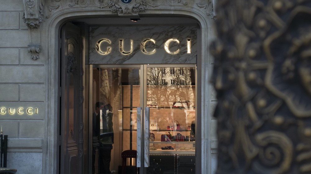 グッチ(GUCCI)二つ折り財布のおすすめランキング10選！メンズ ...