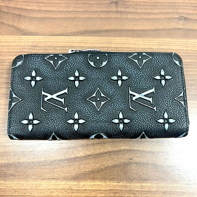 ルイ・ヴィトン LOUIS VUITTON ジッピーウォレット・ヴェルティカル M81775 ブラック/シルバー金具 モノグラム/カウハイドレザー ユニセックス 長財布