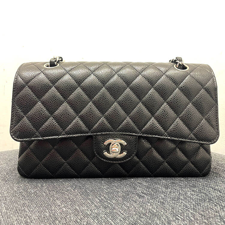 CHANEL マトラッセ 25 キャビアスキン 黒 - バッグ