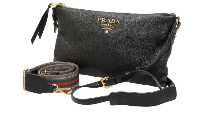 PRADA バック☆紺色☆オシャレ☆プラダ☆希少☆vintage☆肩掛け