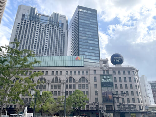 なんば店周辺の街並み