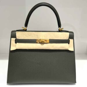エルメス ケリー25 セリエ(外縫い) ヴェールグリス エプソン ゴールド金具 Z刻印