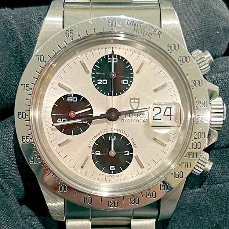 チュードル クロノタイム オイスターデイト 40mm シルバー/ブラック文字盤 ss 79180