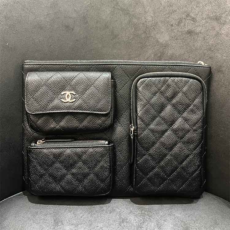 シャネル マトラッセ マルチポケット セカンドバッグ 黒 キャビアスキン シルバー金具 29番