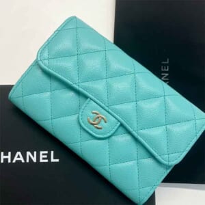 シャネル マトラッセ ミディアム ウォレット ターコイズブルー キャビアスキン シャンパンゴールド金具 AP0241