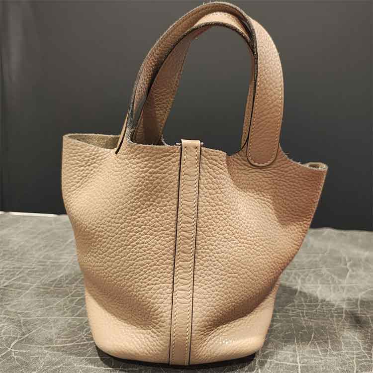 エルメス ピコタンロックPM トゥルティエールグレー トリヨンクレマンス シルバー金具 □P刻印