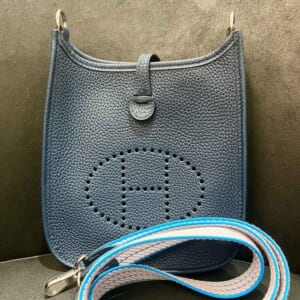 エルメス エブリンTPM アマゾンサングル ブルードプリュス/モーヴペール/アズール トリヨンクレマンス シルバー金具 W刻印