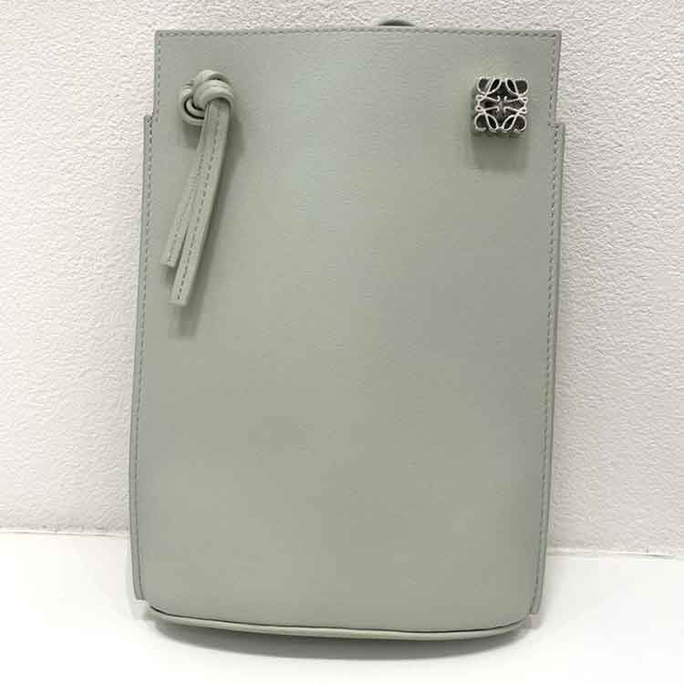 ロエベ ショルダーバッグ ダイスポケット ライトグリーン レザー シルバー金具