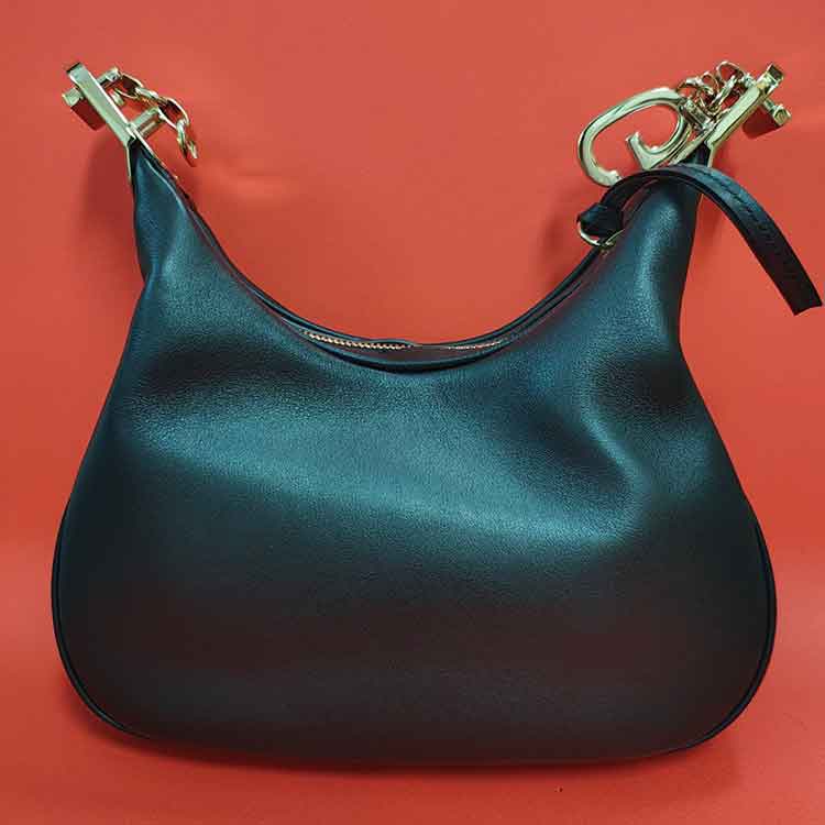 グッチ アタッシェ ショルダーバッグ 黒/赤 レザー シルバー金具