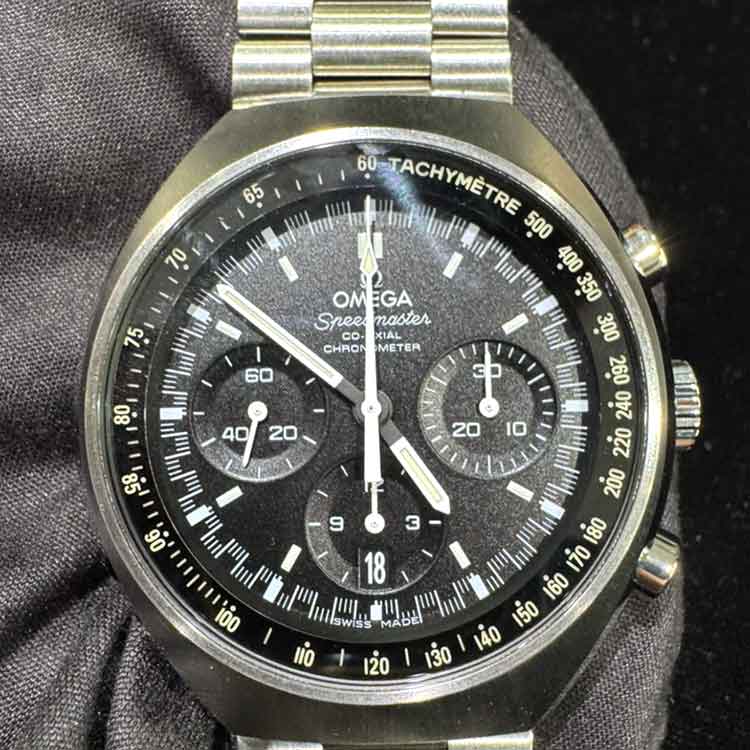 オメガ スピードマスター マーク2 42.4mm ブラック文字盤 SS 327.10.43.50.01.001
