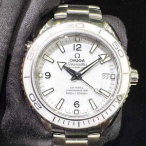 オメガ シーマスター プラネットオーシャン 42mm ホワイト文字盤 SS 232.30.42.21.04.001