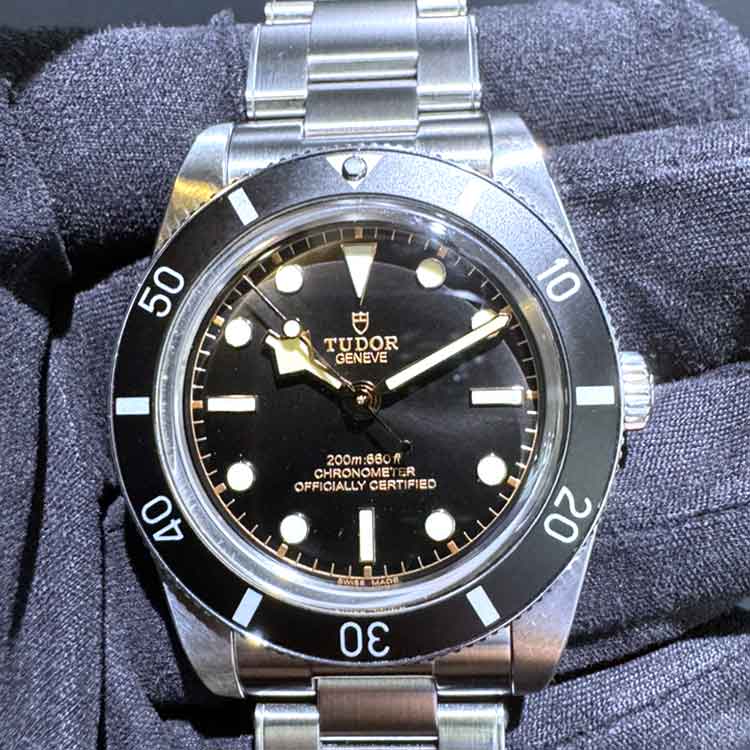 チュードル ブラックベイ 54 37mm ブラック文字盤 SS M79000N-0001