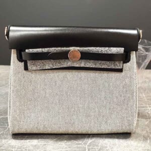 エルメス エールバッグ・ジップ ミニ 黒/エクリュ トワルミリタリー/ヴァッシュハンター シルバー金具 K刻印