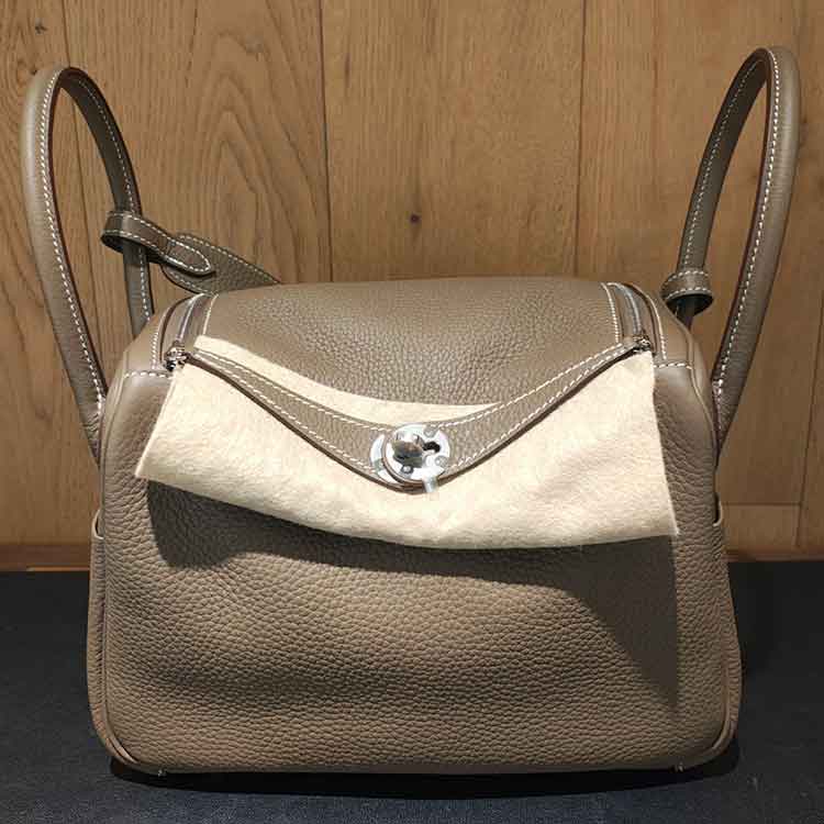 エルメス リンディ26 エトゥープ トリヨンクレマンス シルバー金具 K刻印