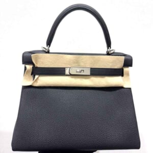 エルメス ケリー28 黒 トゴ シルバー金具 W刻印