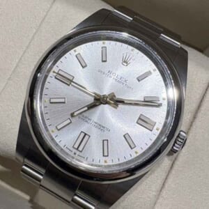 ロレックス オイスターパーペチュアル 41mm シルバー SS オイスター 124300