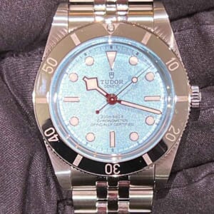チューダー ブラックベイ54 37mm ラグーンブルー文字盤 SS M79000-0001