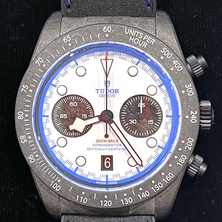 チューダー ブラックベイ クロノ カーボン25 42mmホワイト文字盤 CA/ラバー/レザー M79377KN-0001