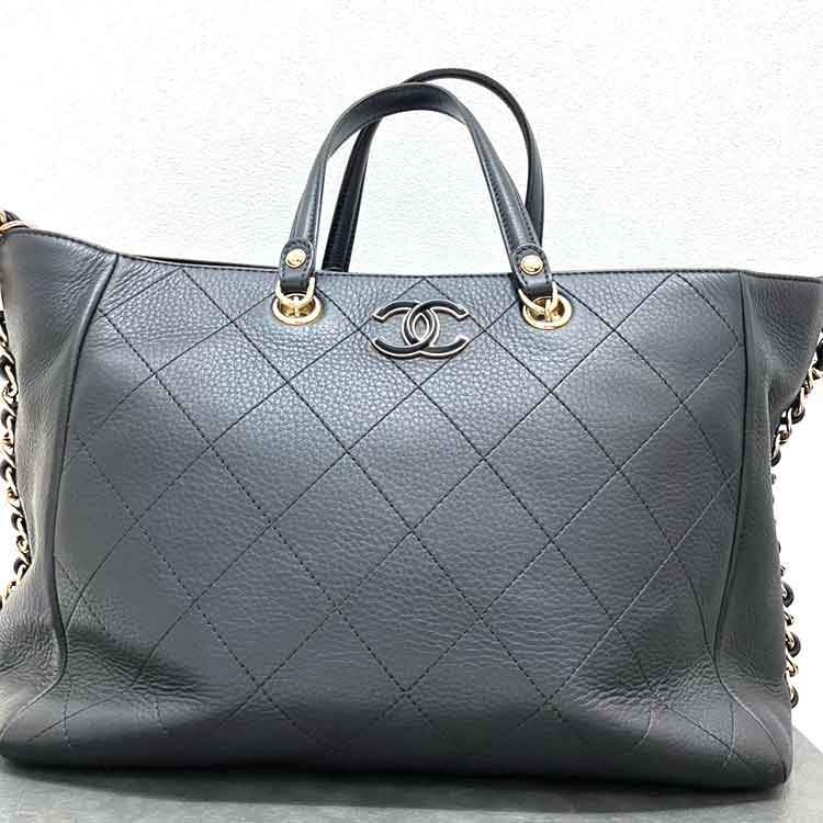 シャネル マトラッセ ショッピング トートバッグ 黒 レザー シャンパンゴールド金具 AS0356 28番