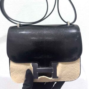 エルメス コンスタンスミニ 黒 リザードシャイン シルバー金具 W刻印