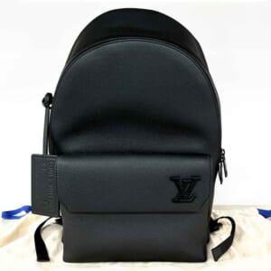 ルイ・ヴィトン テイクオフ・バックパック ノワール グレインレザー ブラック金具 M57079