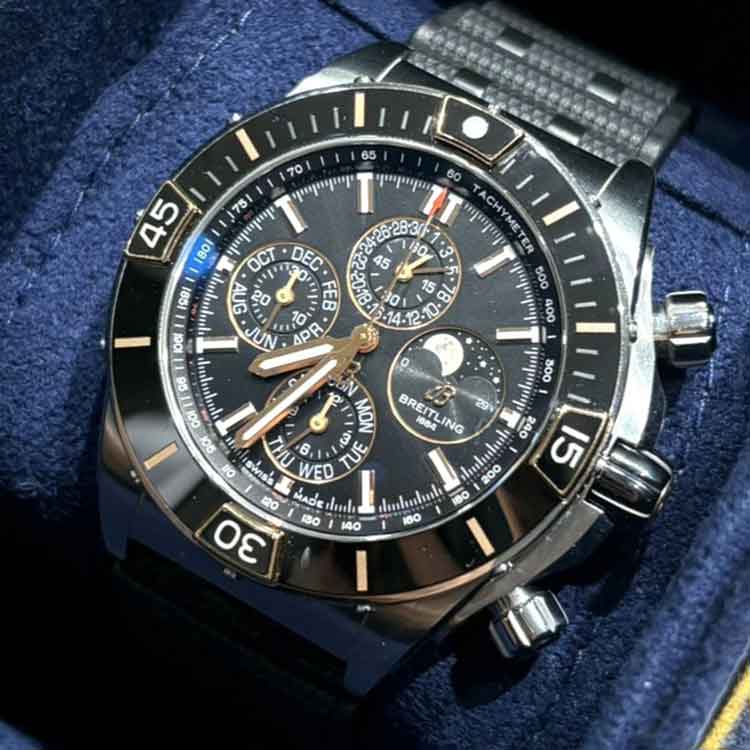 ブライトリング スーパー クロノマット 44 フォー イヤー カレンダー ブラック SS/ラバー ラバーストラップ I19320251B1S1