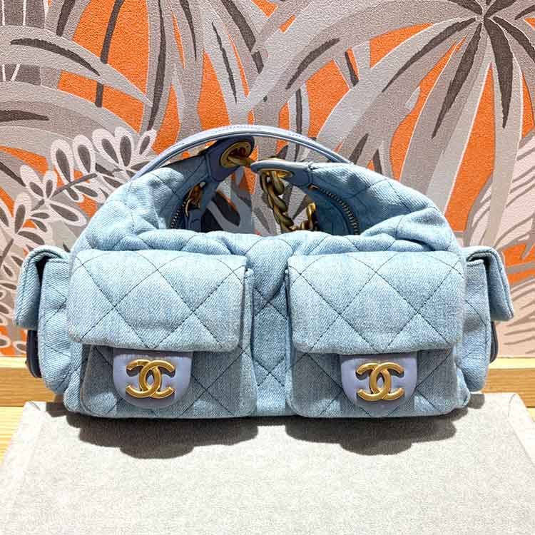 シャネル マトラッセ ショルダーバッグ ライトブルー デニム ゴールド金具 AS5339 ランダムプレート