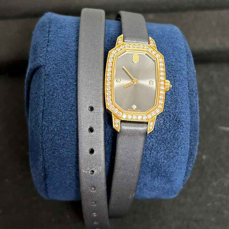 ハリー・ウィンストン エメラルド グレー K18イエローゴールド/サテン/ダイヤモンド EMEQHM18YY001