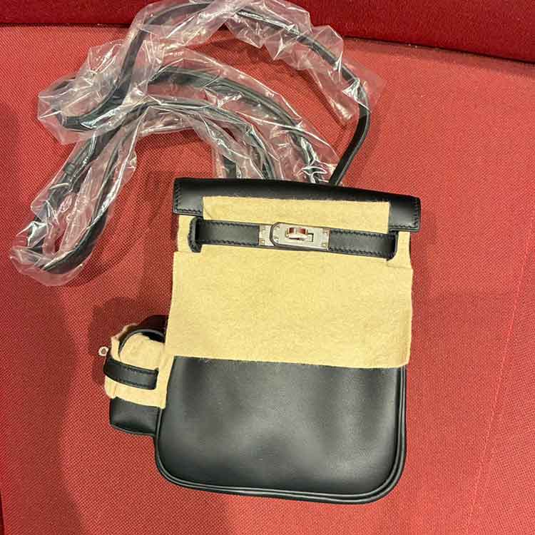 エルメス ケリー・ジャンプ ブラック ヴォー・スイフト シルバー金具 W刻印