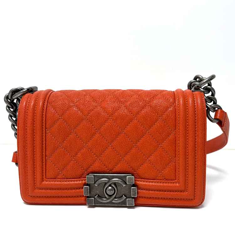 シャネル ボーイシャネル20 チェーンショルダーバッグ オレンジ キャビアスキン シルバー金具 A67085