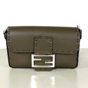 フェンディ セレリア バケット 3WAYチェーンショルダーバッグ カーキ レザー シルバー金具 8BS017
