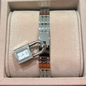 エルメス ケリーウォッチ ダイヤベゼル スパークリングホワイトラッカー文字盤 SS KE4.130.130