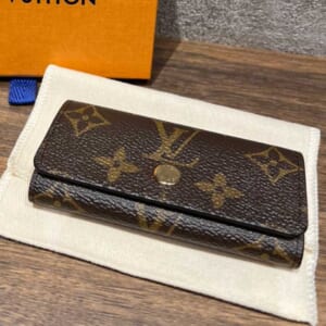 ルイ・ヴィトン モノグラム ミュルティクレ4 キーケース ブラウン ゴールド金具 M69517