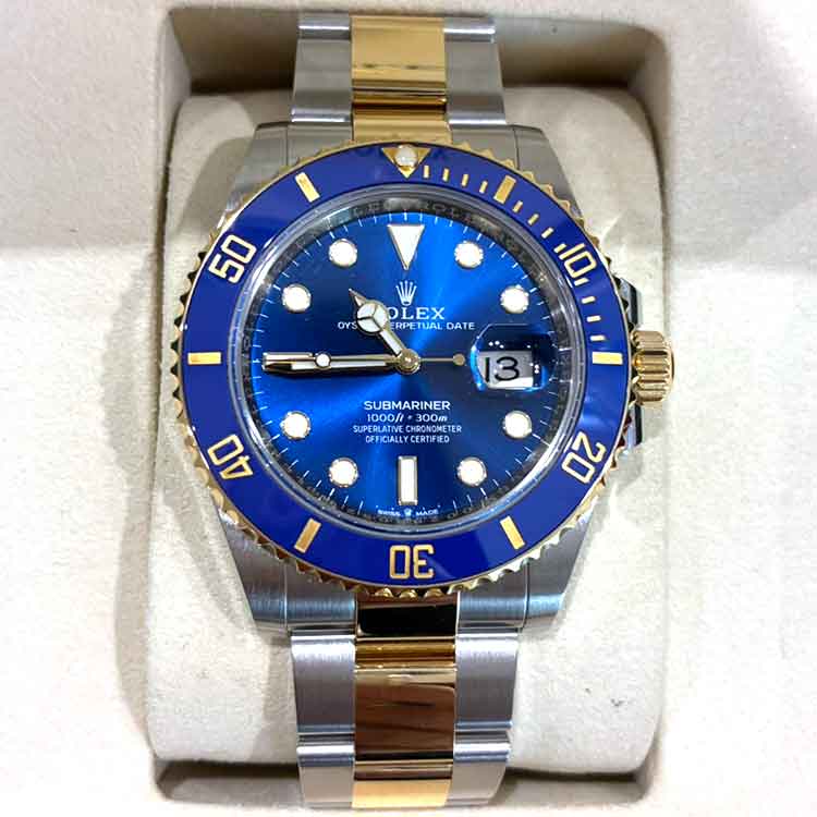 ロレックス サブマリーナー デイト 41ｍｍ ブルー SS/K18イエローゴールド オイスターブレス 126613LB