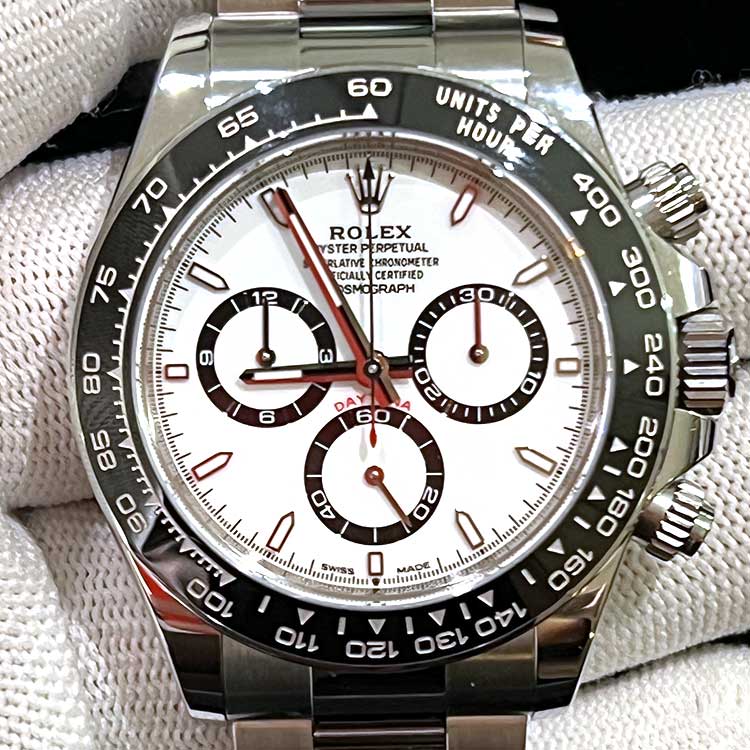 ロレックス コスモグラフ デイトナ 40mm ホワイト文字盤 SS 126500LN