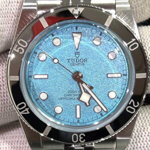 チューダー ブラックベイ54 37mm ラグーンブルー文字盤 SS M79000-0001