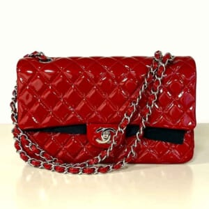 シャネル マトラッセ25 Wフラップ チェーンショルダーバッグ レッド エナメル シルバー金具 A01112