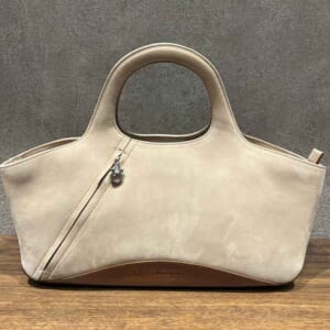 フェラガモ 2wayハンドバッグ ベージュ スエード シルバー金具