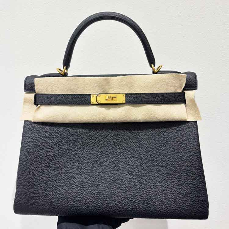 エルメス ケリー25 黒 トゴ ゴールド金具 K刻印