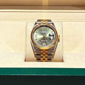 ロレックス デイトジャスト 36mm オリーブグリーンローマ/VI&IXダイヤ ジュビリーブレス