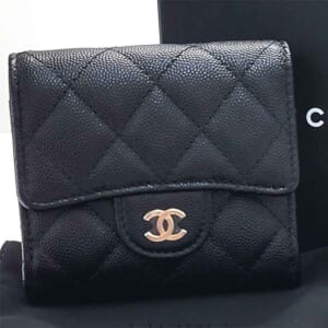 シャネル マトラッセ スモールフラップウォレット 黒 キャビアスキン シャンパンゴールド金具 31番