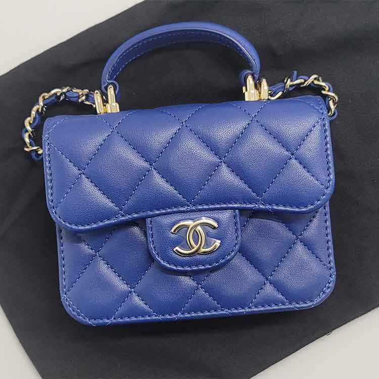 シャネル マトラッセ ショルダーバッグ ミニミニ ブルー ラムスキン シルバー金具 31番