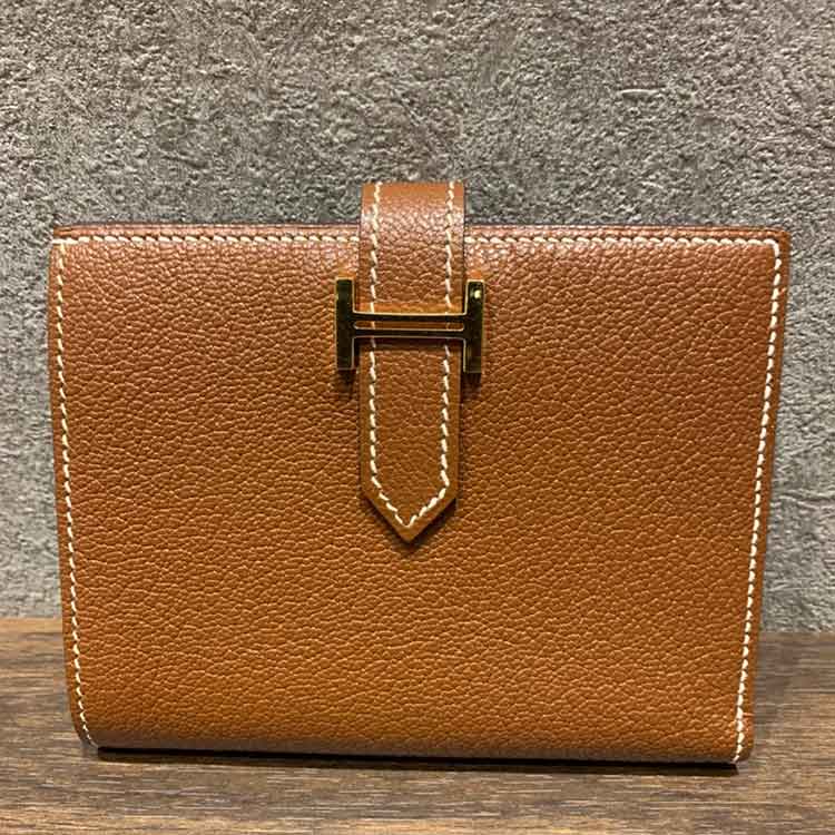 エルメス ベアンコンパクト ゴールド シェブルミゾル ゴールド金具 □I刻印