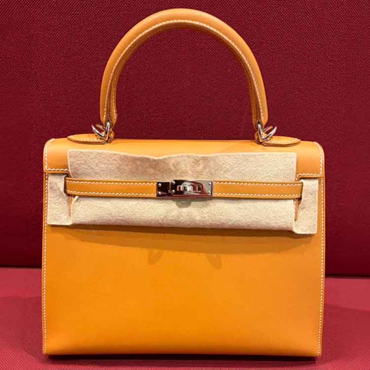 エルメス ケリー25 セリエ(外縫い) ナチュラルサブレ ヴォーバトラー シルバー金具 W刻印