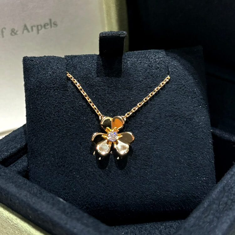 ヴァンクリーフ・アーペル フリヴォル ペンダントミニ K18YG VCARP0J100