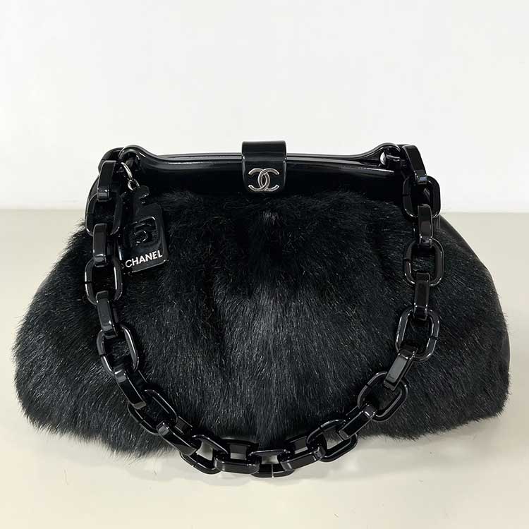 シャネル No.5 がま口 プラチェーン チェーンショルダーバッグ 黒 ファー/レザー/プラスチック シルバー金具