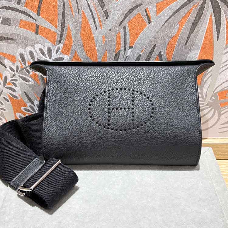 エルメス ヴィドポッシュ ブラック トゴ シルバー金具 B刻印