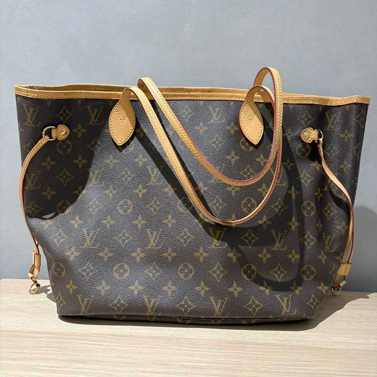 ルイ・ヴィトン モノグラム ネヴァーフルMM ベージュ ゴールド金具 M40156