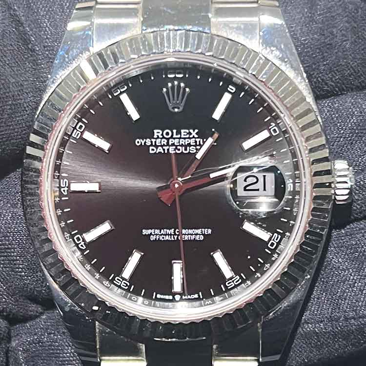 ロレックス デイトジャスト 41mm ブラック文字盤 SS 126334